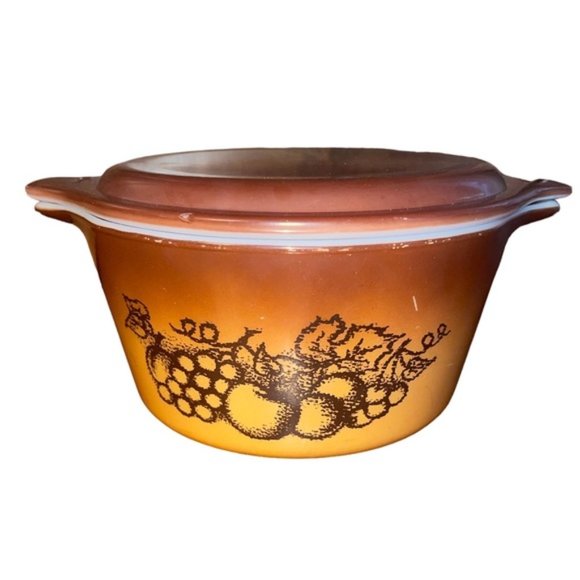 Vintage Pyrex Old Orchard 473 1qt Brown Fruit Casserole Serving Dish with Lid - Picture 1 of 9